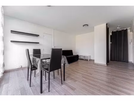 vente appartement 2 pièces 48 m² bron (69500)
