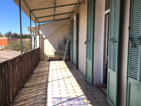 appartement t2 la garde centre ville avec terrasse exposee s