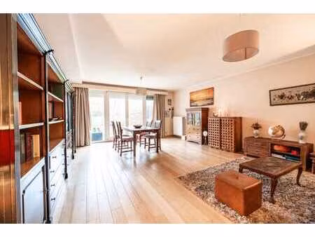 rez-de-jardin  3ch + parking