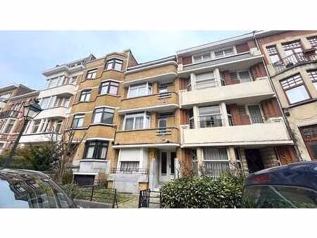 tour & taxis - immeuble de rapport +/- 300m2 + jardin