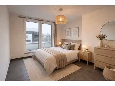 appartement 2 chambres- la louvière- àpd de 975 + 90 €