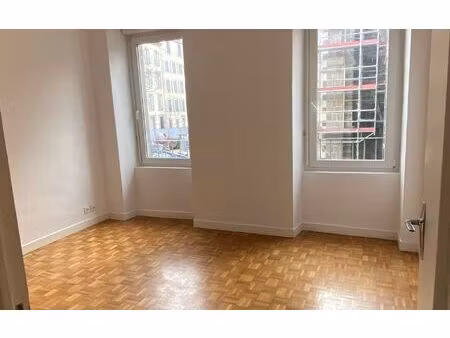 location appartement  m² t-3 à brest  515 €