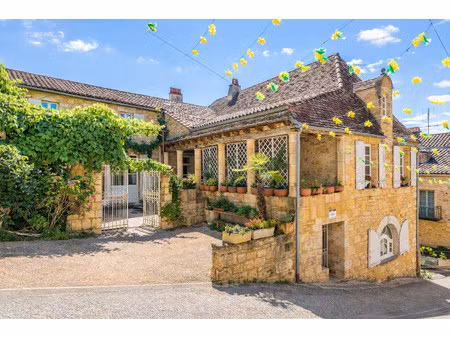 maison à vendre à saint-cyprien (24220) - dordogne