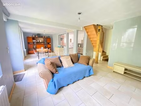 maison 6 pièces 110 m²