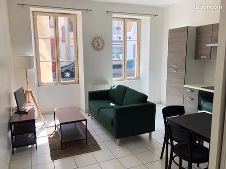 t2 plein centre niort