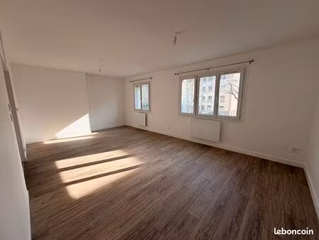 appartement 4 pièces 60 m²