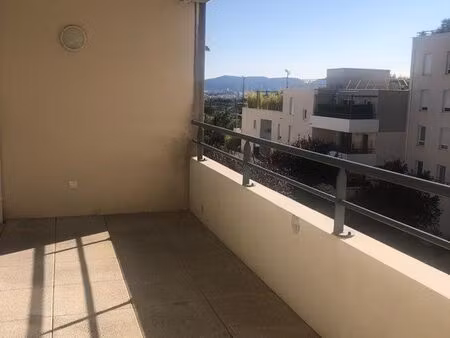 charmant t1 de 40m2 dans résidence sécurisée domaine grand soleil avec grande terrasse et 