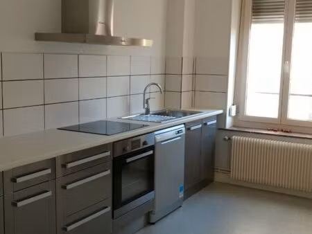 f3 de 90 m2 en tres bon état au 1er étage  proche place des vosges  3 rue pichon 54000 nan