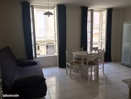 studio 1 pièce 26 m²