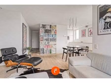 hoogwaardig afgewerkt appartement op uitstekende ligging