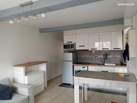 t2 40m2 choisy le roi 950 toutes cc