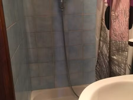 petit f1 de 27m2 à montmerle