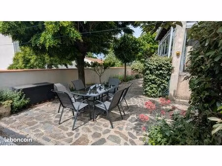 très agréable appartement rénové 9 km de carcassonne