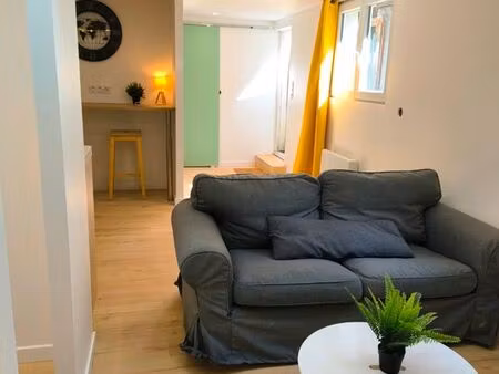 studio rénové avec extérieur plein coeur de brest