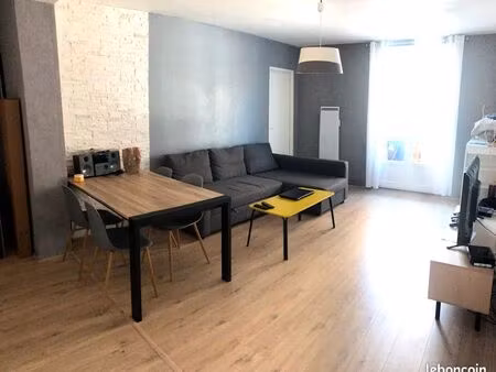 appartement meublé de 3 chambres proche cea  cnrs  gare avec balcon