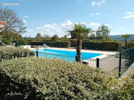 location t2 meublé résidence avec piscine