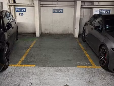 parking saint lazare galeries lafayette haussmann