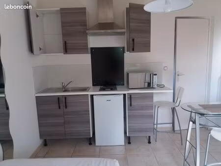 chambre meublee 15/03 au 15/07