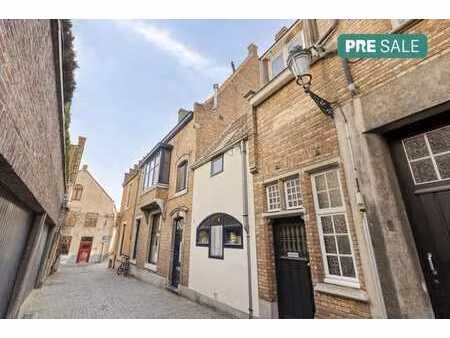 charmante maison de 5 chambres à vendre à bruges