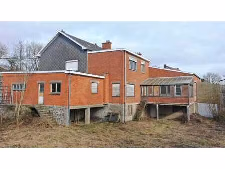 immeuble mixte à rénover avec atelier et commerce