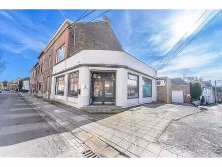 immeuble mixte : surface commerciale avec maison  garage et