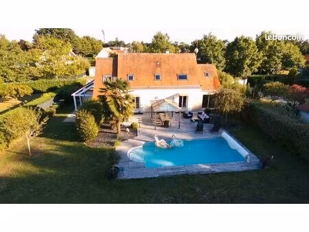 maison 7 pièces 160 m²