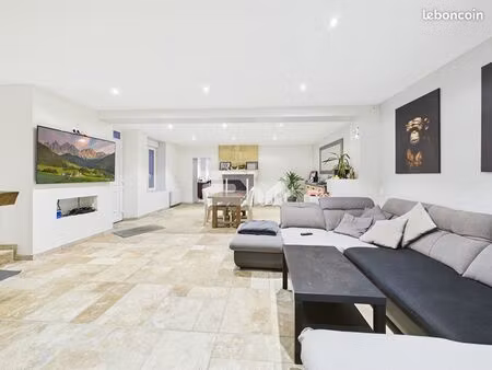 ferme 10 pièces 350 m²