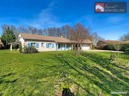 villa 4 pièces 120 m²