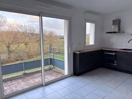 location appartement 2 pièces à bourgbarré (35230) : à louer 2 pièces / 45m² bourgbarré