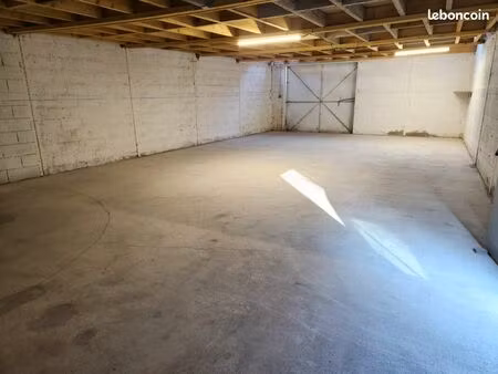 a louer - entrepôt de stockage 80m2 - disponible immédiatement