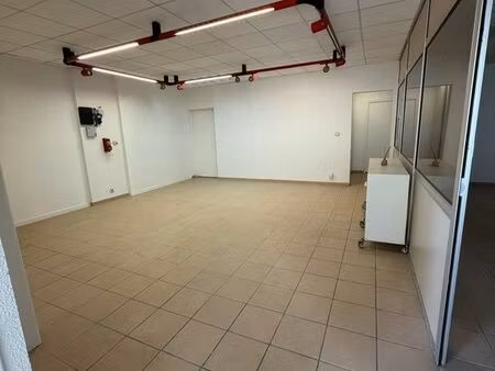 location bureau open space