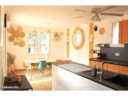 f4 - haut de villa - spacieux et lumineux - 1 parking