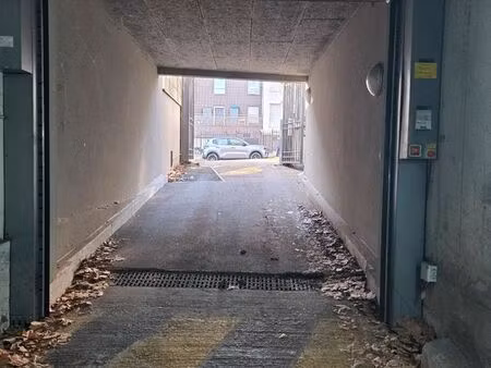 parking sécurisé à louer- argenteuil (route de pontoise)sous-sol résidence sécurisée- accè