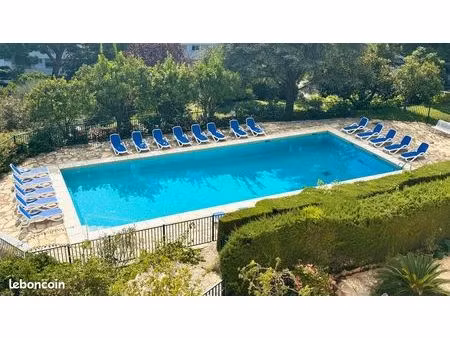 appartement 2p croix des gardes - jardin aperçu mer