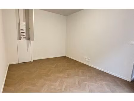 location appartement  m² t-2 à dax  572 €
