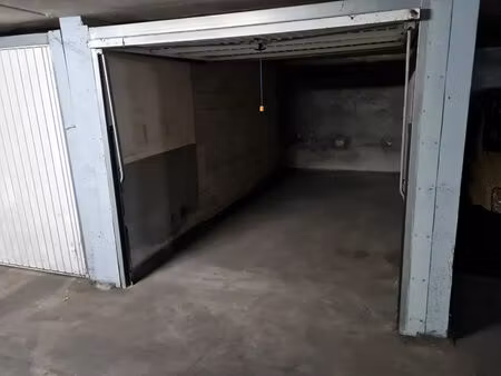 location garage 12 m² à montpellier (34000)