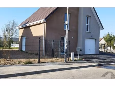 location maison  m² t-5 à berville-sur-mer  1 200 €