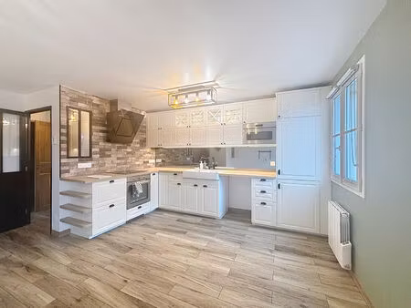 location appartement 2 pièces  41.08m²  guignes