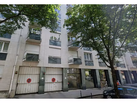 parking  14.65m²  rue montgolfier