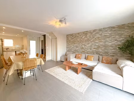 maison 4 pièces avec grande terrasse et parking marseille