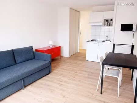 studio 1 pièce 26 m²