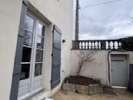 location t3 rez de jardin