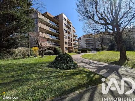 appartement 5 pièces 105 m²