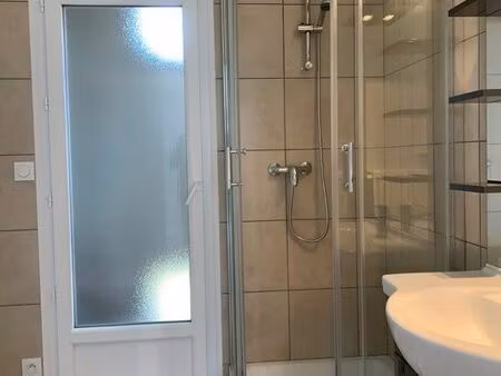 t2 rénové ormeau avec parking