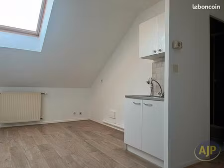 studio 1 pièce 16 m²