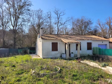 vente maison 3 pièces 73 m² saint-zacharie (83640)