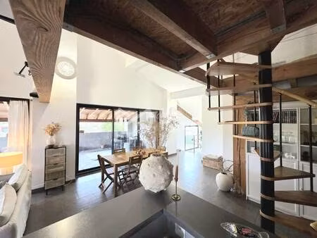 we invest daniela big