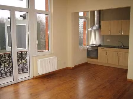 appartement quai mativa  liège - lumineux et spacieux