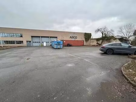 entrepôt logistique avec bureaux – sint-pieters-leeuw