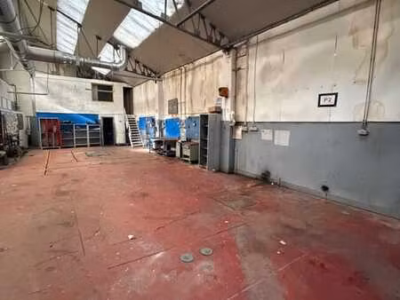 atelier/garage 290m² à louer à jette